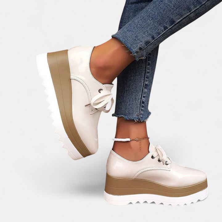 Chiara Derby Orthopédique à Semelle Élevée