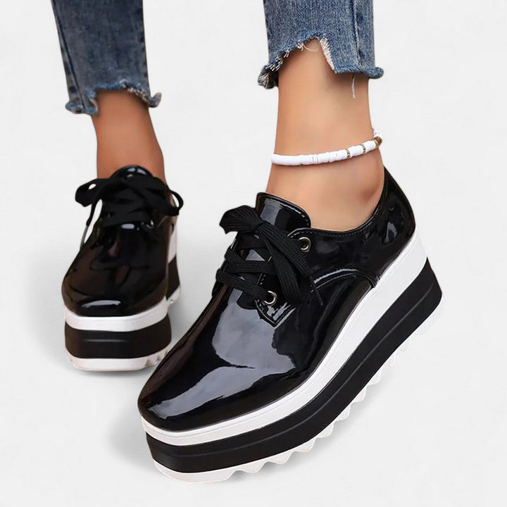 Chiara Derby Orthopédique à Semelle Élevée